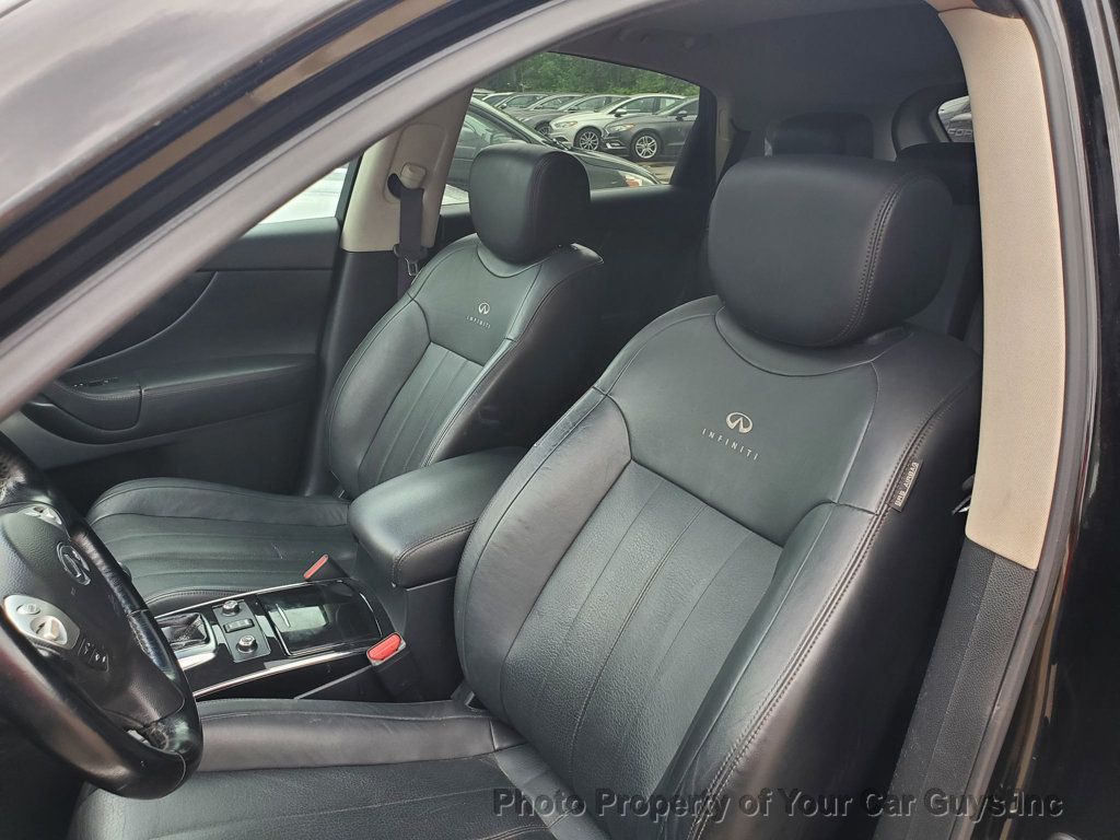 2014 INFINITI QX70 RWD 4dr - 22939619 - 19