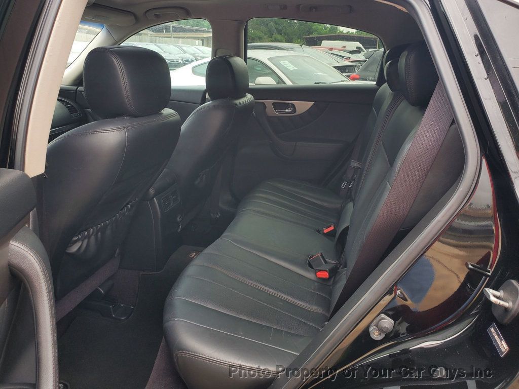 2014 INFINITI QX70 RWD 4dr - 22939619 - 21