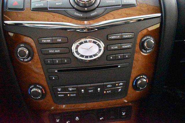 2014 INFINITI QX80 4WD 4dr - 22948206 - 17