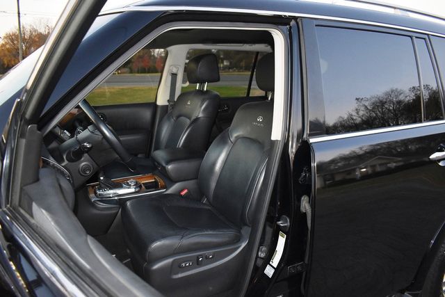 2014 INFINITI QX80 4WD 4dr - 22948206 - 3