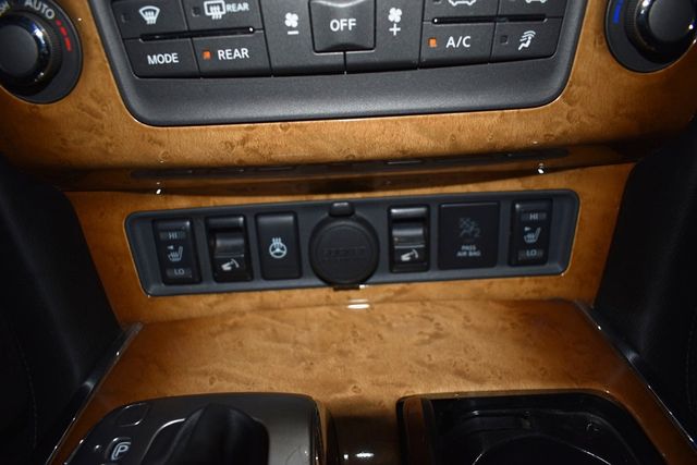 2014 INFINITI QX80 4WD 4dr - 22948206 - 64