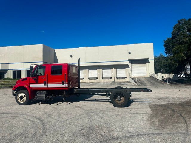 2014 International 4300 Cab and Chassis  - 21697809 - 9