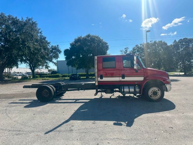 2014 International 4300 Cab and Chassis  - 21697809 - 30