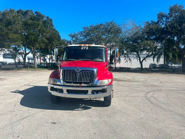 2014 International 4300 Cab and Chassis  - 21697809 - 36