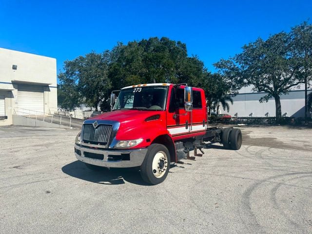 2014 International 4300 Cab and Chassis  - 21697809 - 38