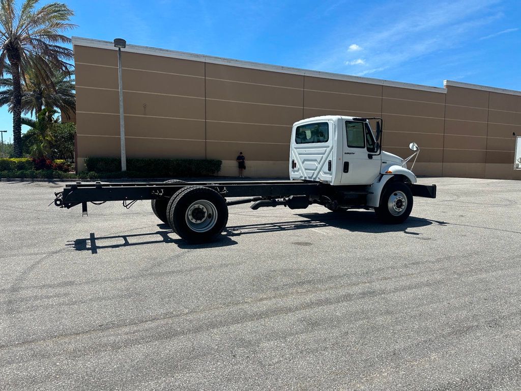 2014 International 4300 Cab & Chassis  - 22399881 - 15