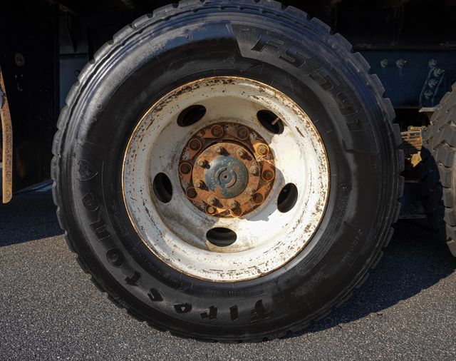2014 International 7000 Series WorkStar 7400 Dump Truck - 23083928 - 34
