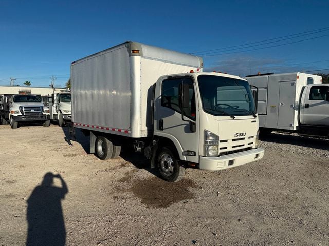 2014 Isuzu NPR 12' Box Truck W/ Liftgate Base Trim - 22969324 - 4