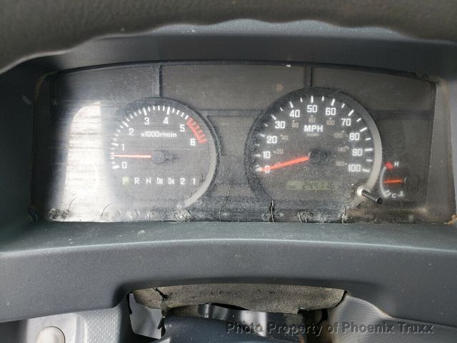 2014 Isuzu NPR HD CREW Crew Cab 4dr Chassis DRW - 21384539 - 17