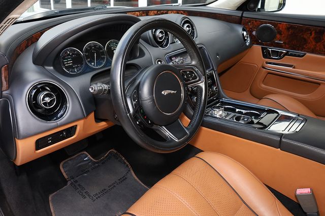 2014 Jaguar XJ 4dr Sedan AWD - 22994431 - 34