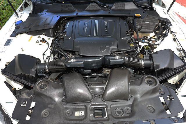 2014 Jaguar XJ 4dr Sedan AWD - 22994431 - 49