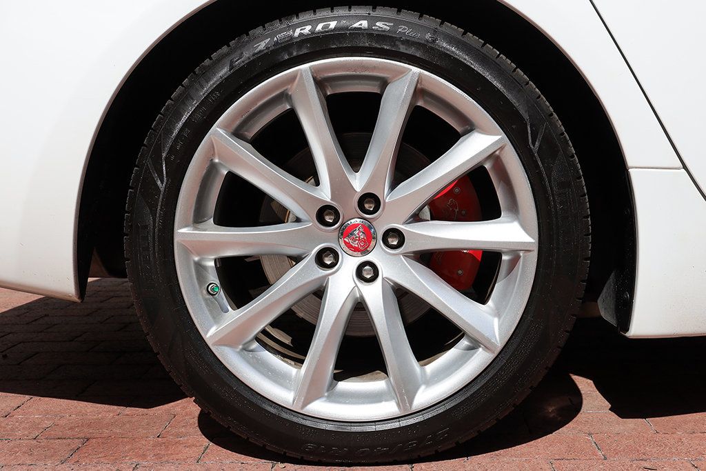 2014 Jaguar XJ 4dr Sedan AWD - 22994431 - 54