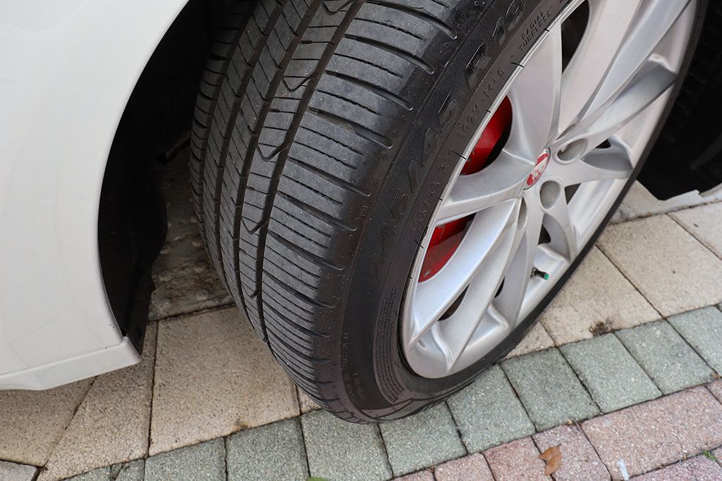 2014 Jaguar XJ 4dr Sedan AWD - 22994431 - 57