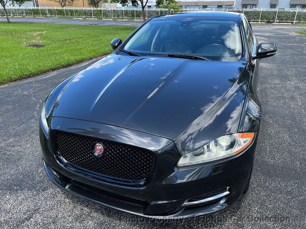 2014 Jaguar XJ Supercharged photo 16