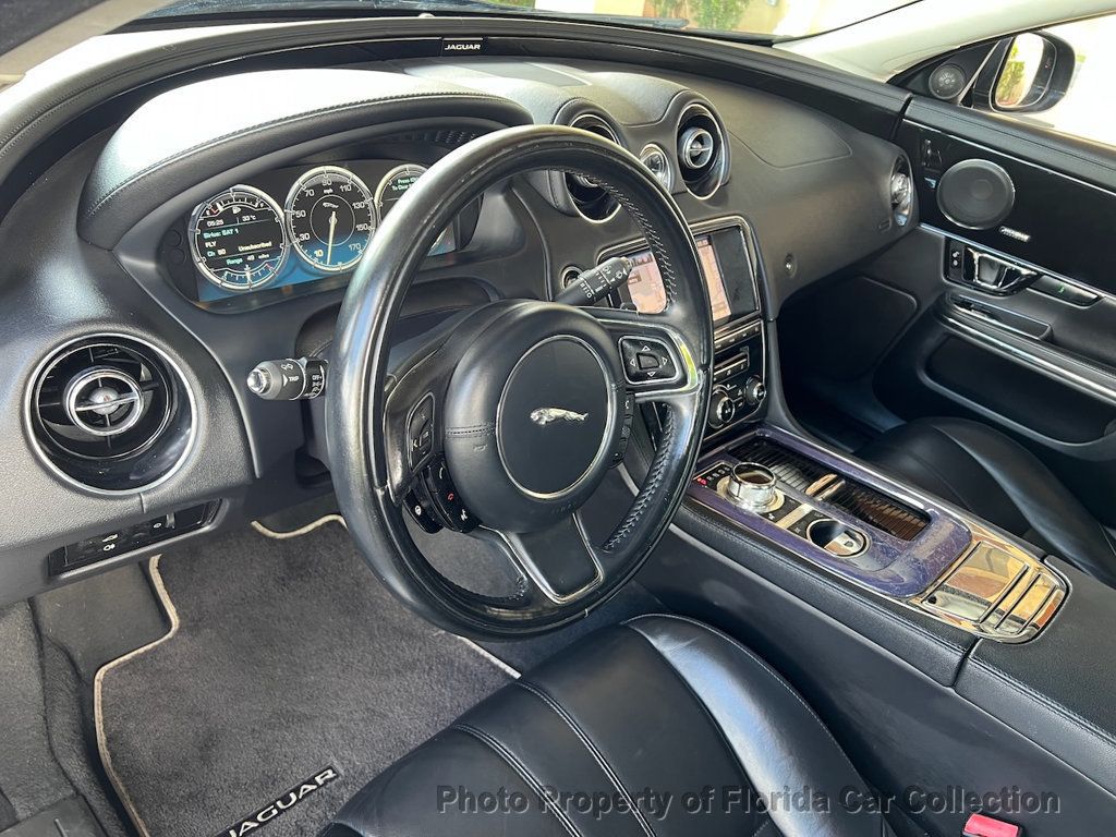 2014 Jaguar XJ Supercharged photo 31