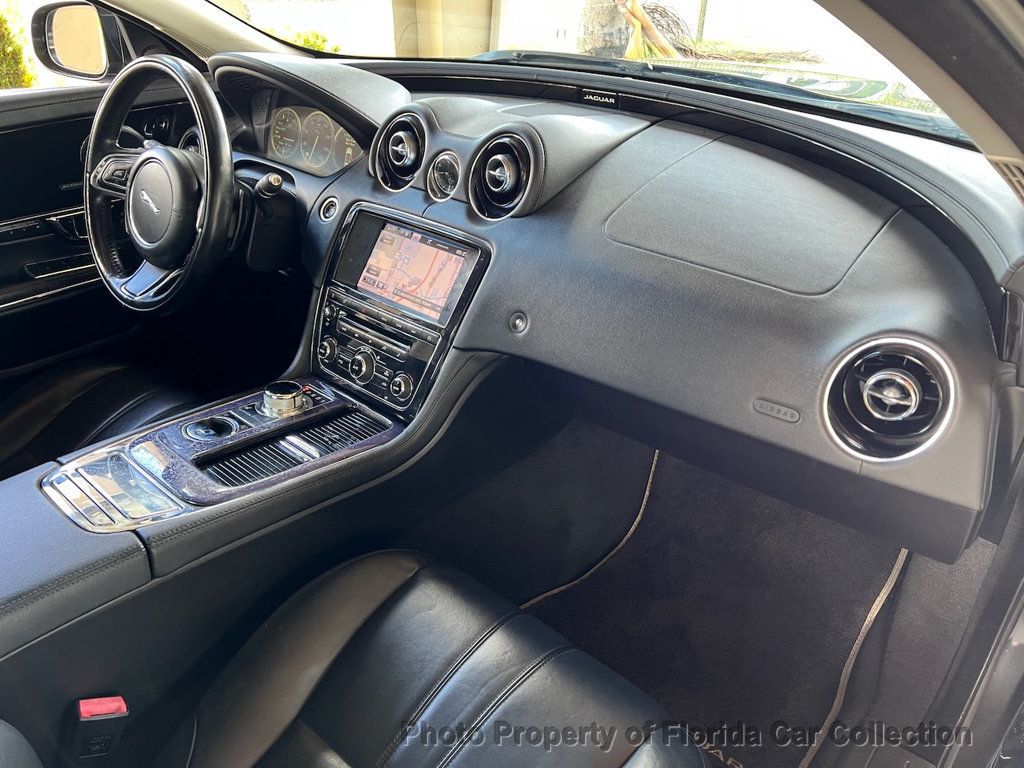2014 Jaguar XJ Supercharged photo 33