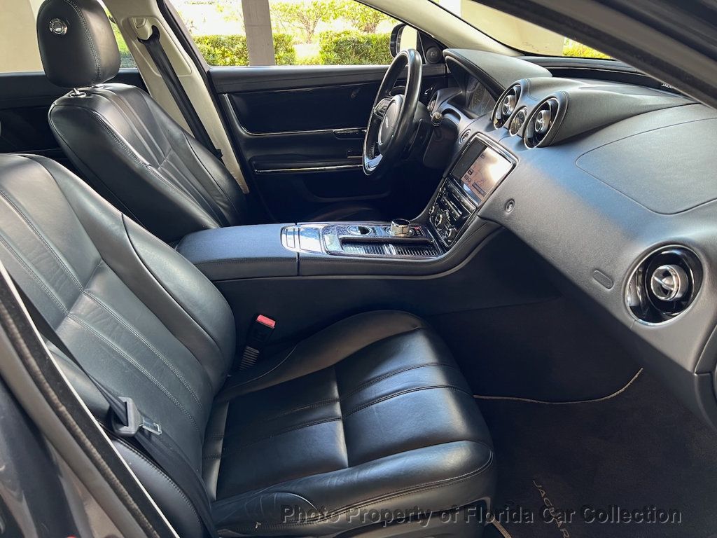 2014 Jaguar XJ Supercharged photo 34