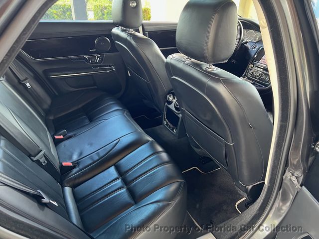 2014 Jaguar XJ Sedan Supercharged 3.0L - 22905754 - 36