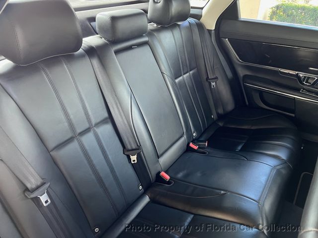 2014 Jaguar XJ Sedan Supercharged 3.0L - 22905754 - 37
