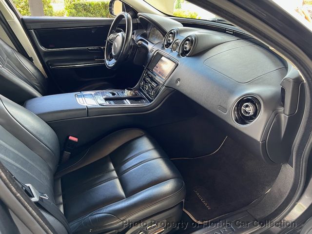 2014 Jaguar XJ Sedan Supercharged 3.0L - 22905754 - 38