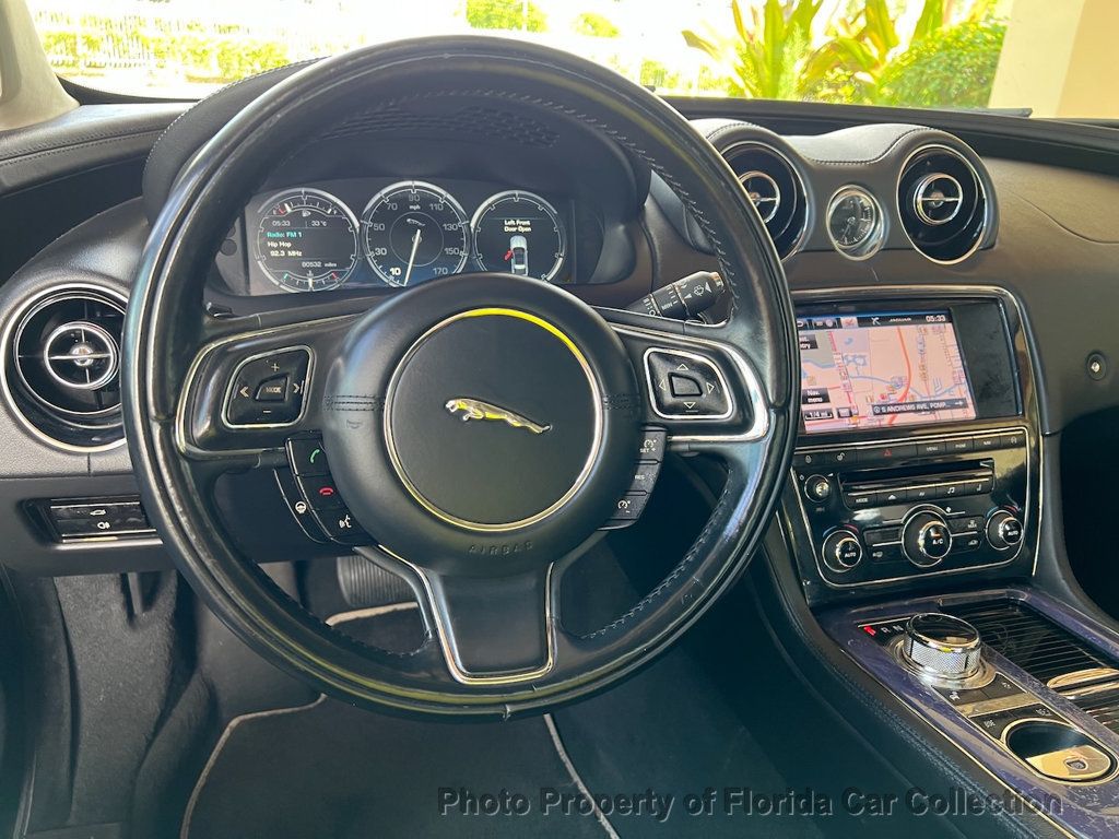 2014 Jaguar XJ Supercharged photo 44