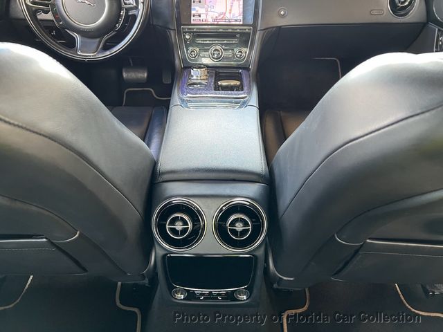 2014 Jaguar XJ Sedan Supercharged 3.0L - 22905754 - 46