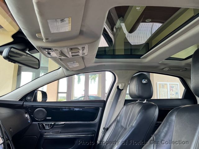 2014 Jaguar XJ Sedan Supercharged 3.0L - 22905754 - 59