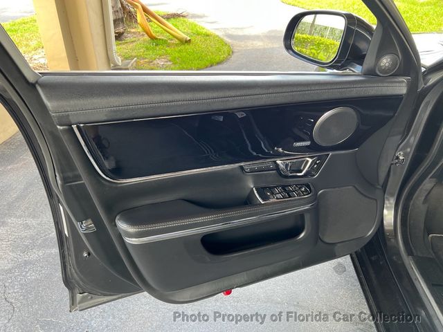 2014 Jaguar XJ Sedan Supercharged 3.0L - 22905754 - 60