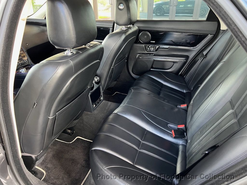 2014 Jaguar XJ Supercharged photo 9