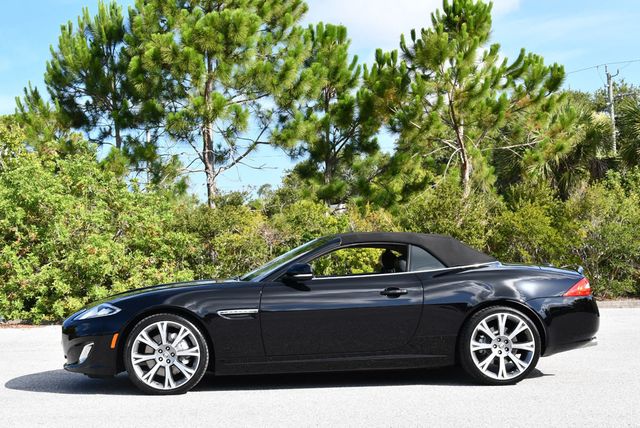 2014 Jaguar XK 2 Door Convertible W/Navigation - 23036347 - 35