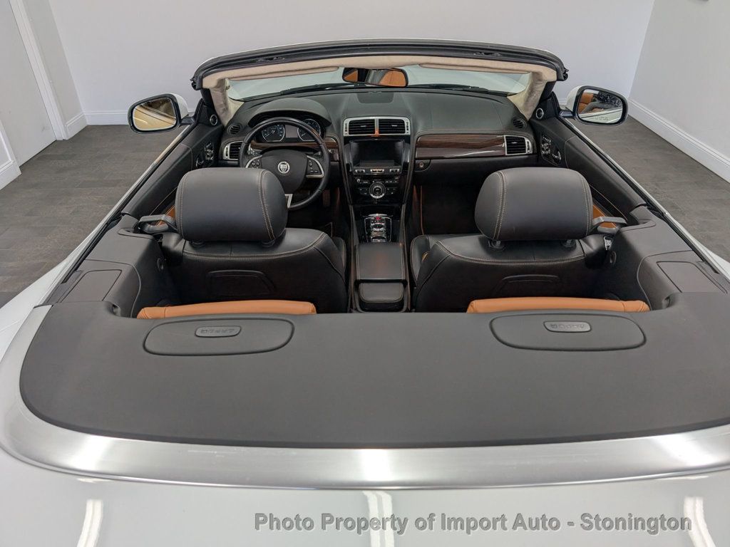 2014 Jaguar XK Base Convertible photo 11