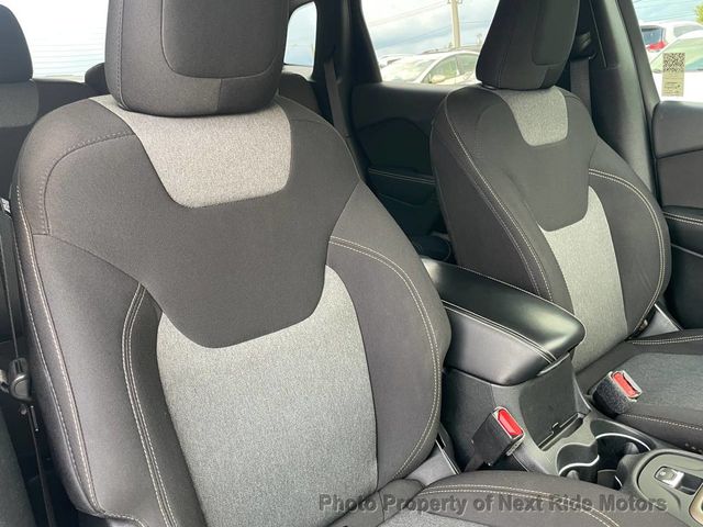 2014 Jeep Cherokee 2014 JEEP CHEROKEE LATITUDE V6 3.2L 4D SUV SERVICED 615-730-9991 - 23016586 - 9