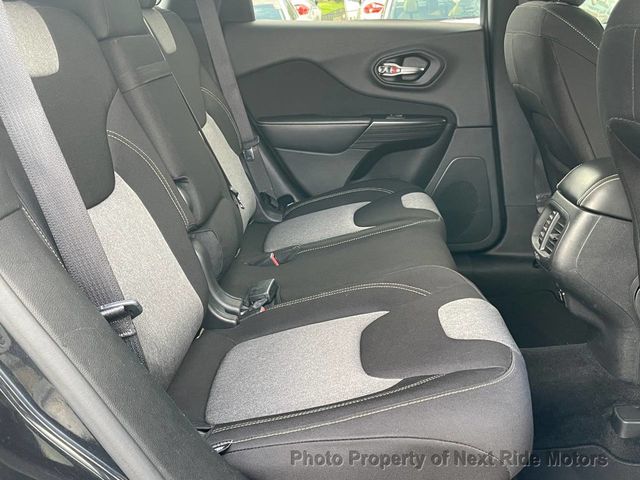 2014 Jeep Cherokee 2014 JEEP CHEROKEE LATITUDE V6 3.2L 4D SUV SERVICED 615-730-9991 - 23016586 - 11