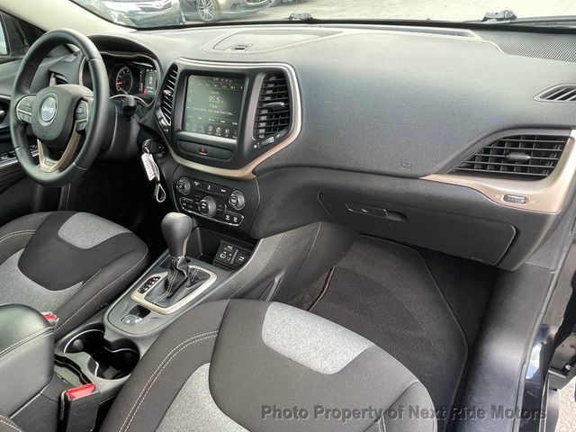 2014 Jeep Cherokee 2014 JEEP CHEROKEE LATITUDE V6 3.2L 4D SUV SERVICED 615-730-9991 - 23016586 - 15