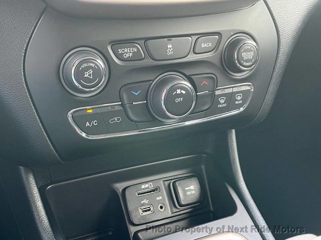 2014 Jeep Cherokee 2014 JEEP CHEROKEE LATITUDE V6 3.2L 4D SUV SERVICED 615-730-9991 - 23016586 - 17