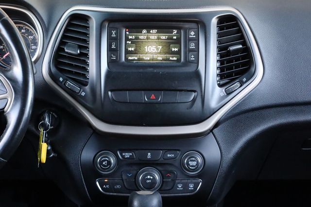 2014 Jeep Cherokee 4WD 4dr Latitude - 22928717 - 30