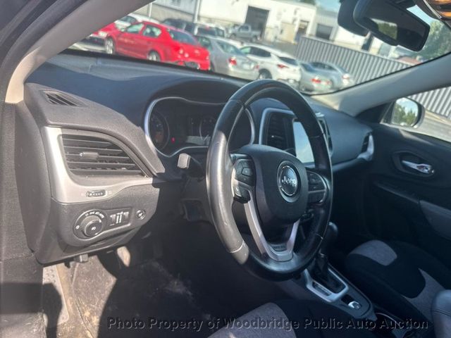 2014 Jeep Cherokee CHEROKEE LATITUDE - 23037413 - 5
