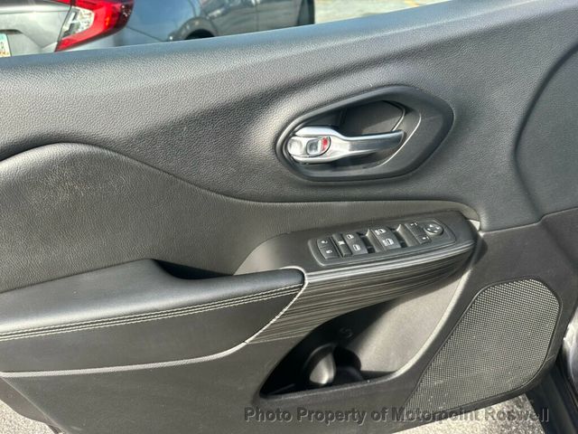 2014 Jeep Cherokee CHEROKEE LATITUDE - 22975551 - 8