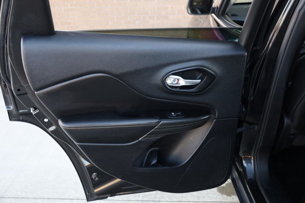 2014 Jeep Cherokee Limited photo 14