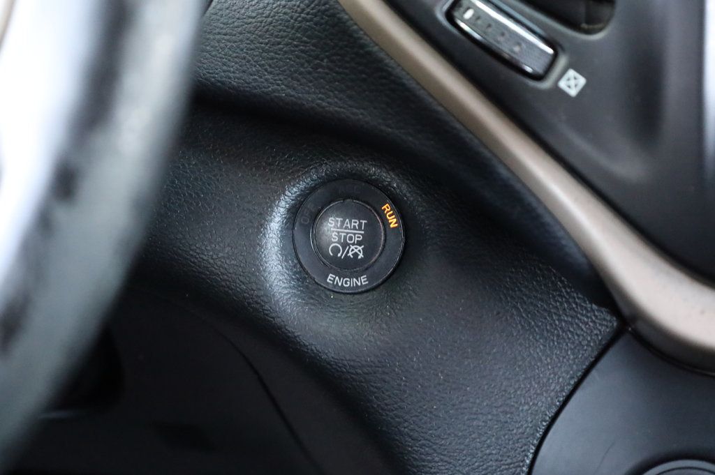 2014 Jeep Cherokee Limited photo 29