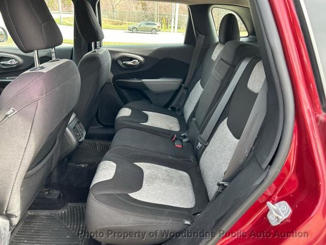 2014 Jeep Cherokee FWD 4dr Sport - 23013527 - 8