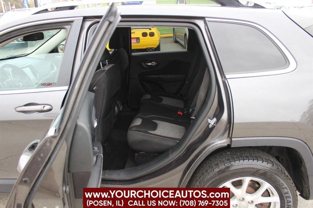 2014 Jeep Cherokee Latitude 4x4 4dr SUV - 22684340 - 9