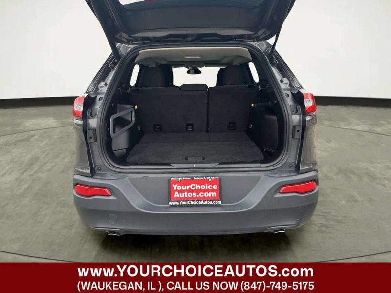 2014 Jeep Cherokee Latitude 4x4 4dr SUV - 23014128 - 12