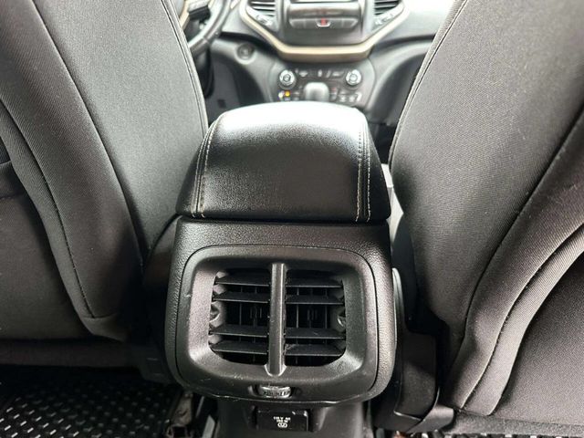 2014 Jeep Cherokee Latitude 4x4 4dr SUV - 23014128 - 21