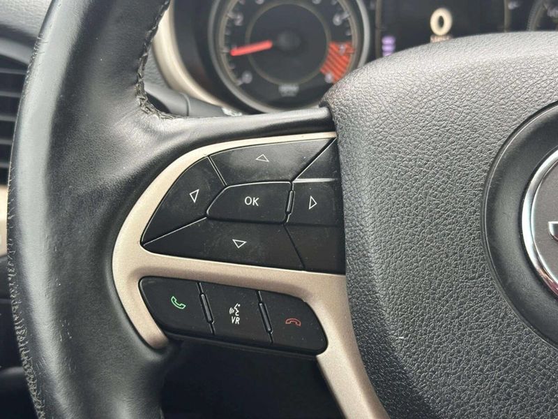 2014 Jeep Cherokee Latitude 4x4 4dr SUV - 23014128 - 27