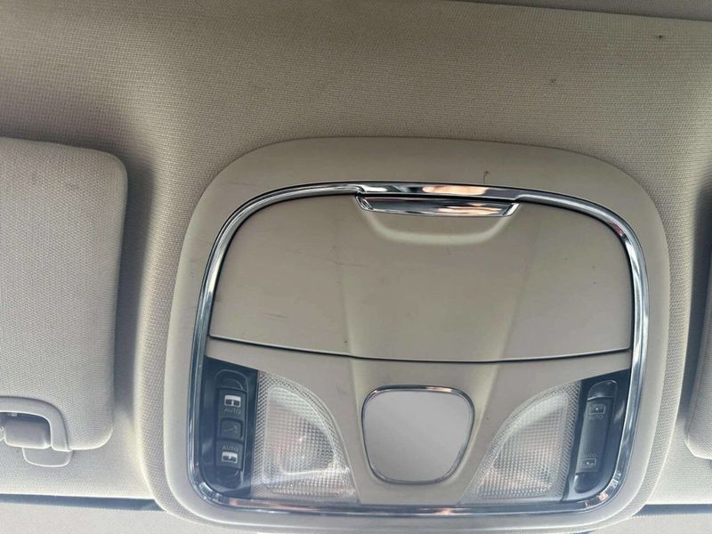 2014 Jeep Cherokee Latitude 4x4 4dr SUV - 23014128 - 32