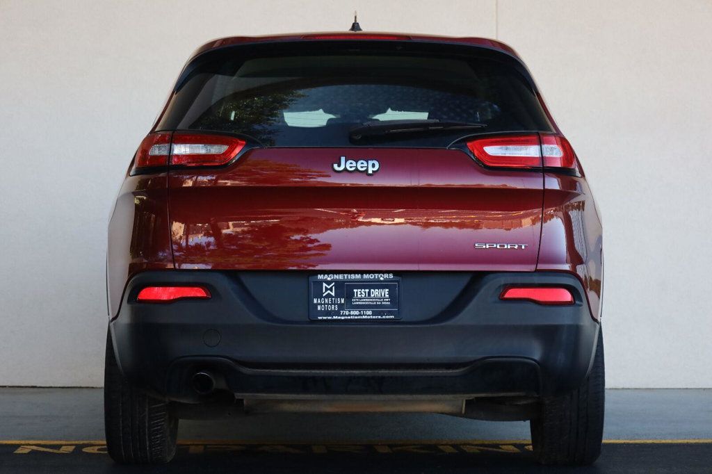 Jeep Cherokee photo 10