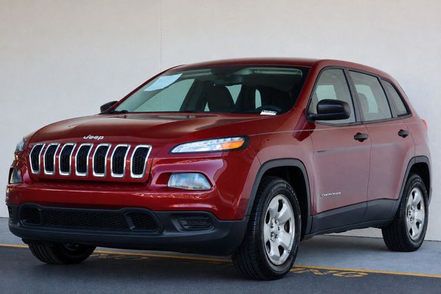 2014 Jeep Cherokee Sport - 23095864 - 4