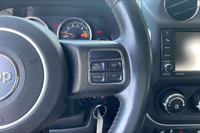2014 Jeep Compass 4WD 4dr Latitude - 23058372 - 21