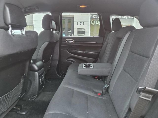 2014 Jeep Grand Cherokee 4WD 4dr Laredo - 23030896 - 11